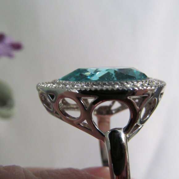Faux Blue Topaz Faux Paraiba Tourmaline & Faux Diamond Silver Tone Ring Size 10 - Picture 16 of 16